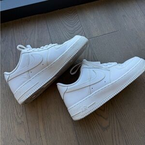 Nike White Air Force 1  ’07 Mens